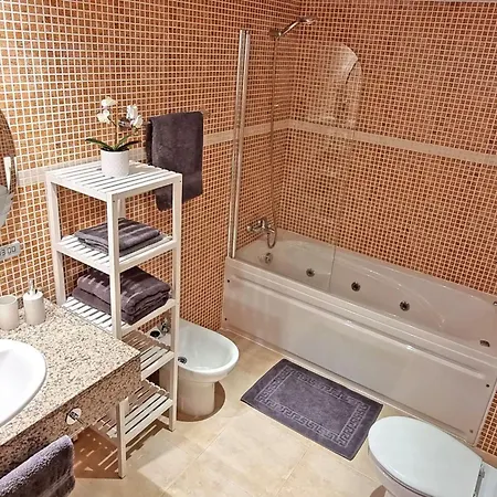 In Castillo Caleta De Fuste Mit Grosser Terrasse Und Panoramablick By Interhome *